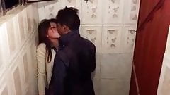 Desi randi In bathroom hindi